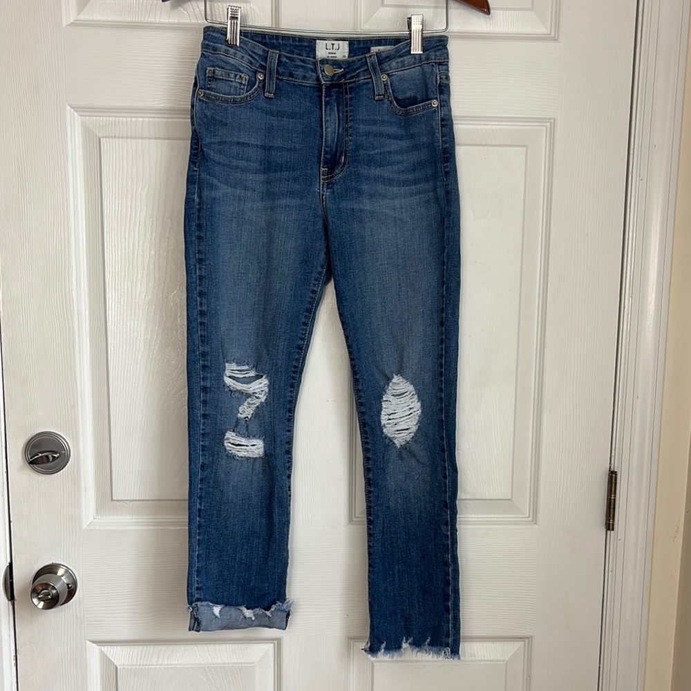 LTJ DENIM Los Angeles Siena Mid Rise Cropped distressed jeans size 26 Raw hem